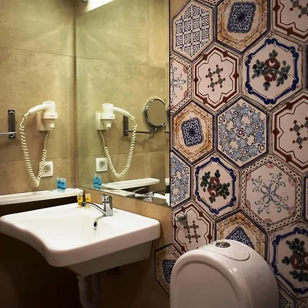 Pitsakis Hotel