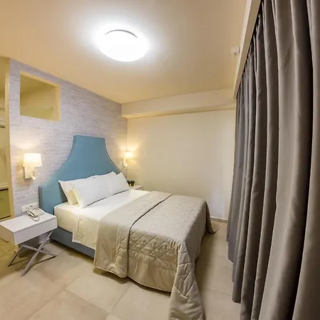 Pitsakis Hotel 3*